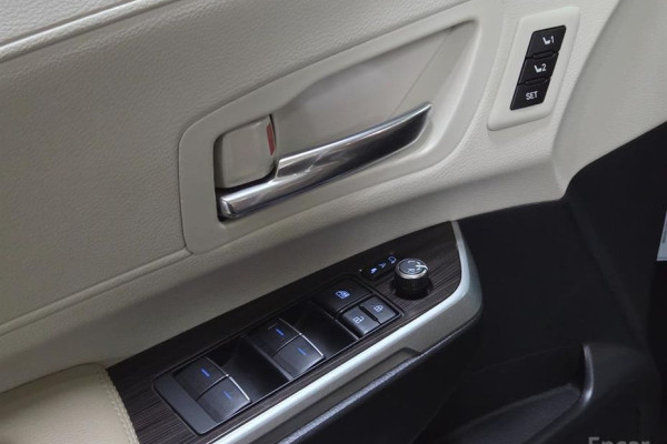 2022 Toyota Sienna с пробегом 42 271 км