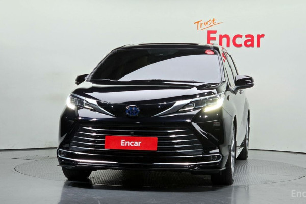 2022 Toyota Sienna с пробегом 70 164 км