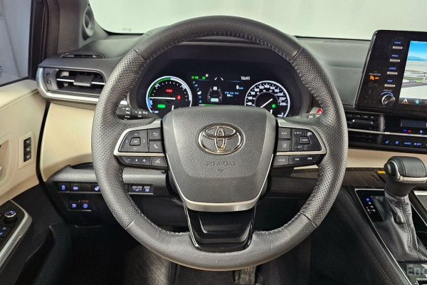 2021 Toyota Sienna с пробегом 67 333 км