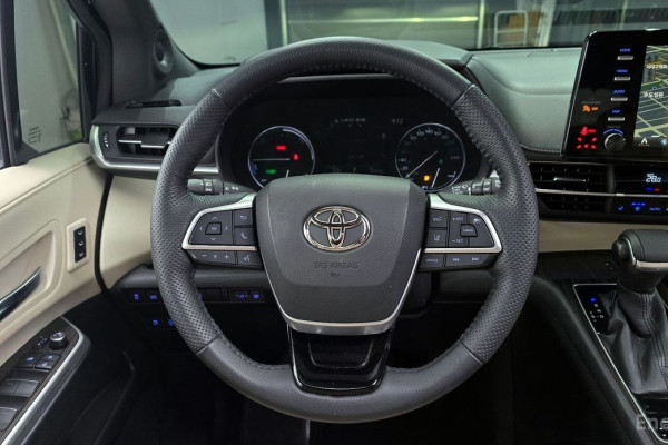 2021 Toyota Sienna с пробегом 47 923 км