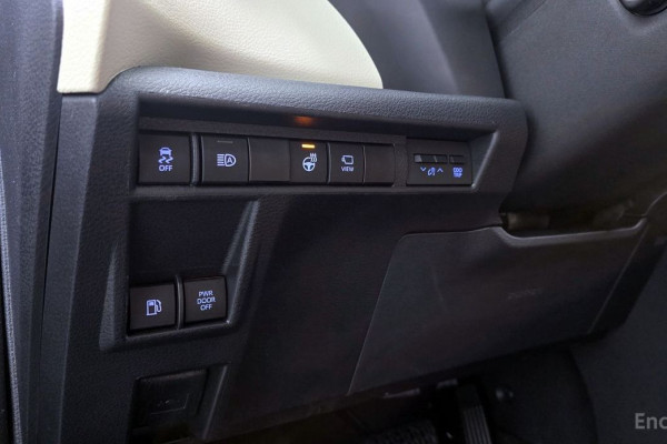 2021 Toyota Sienna с пробегом 47 923 км