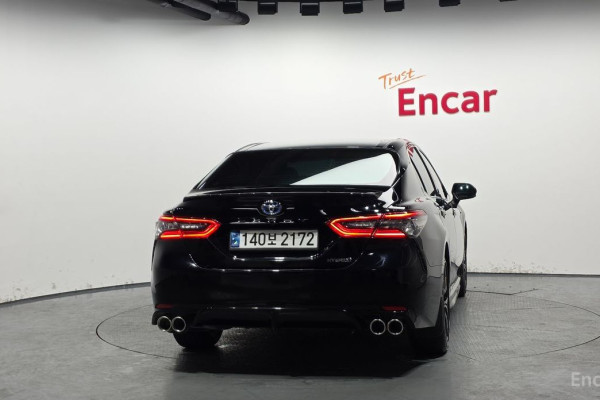 2023 Toyota Camry с пробегом 13 356 км