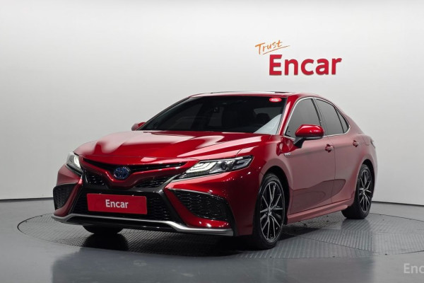 2021 Toyota Camry с пробегом 57 006 км