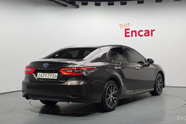 2021 Toyota Camry с пробегом 63 794 км
