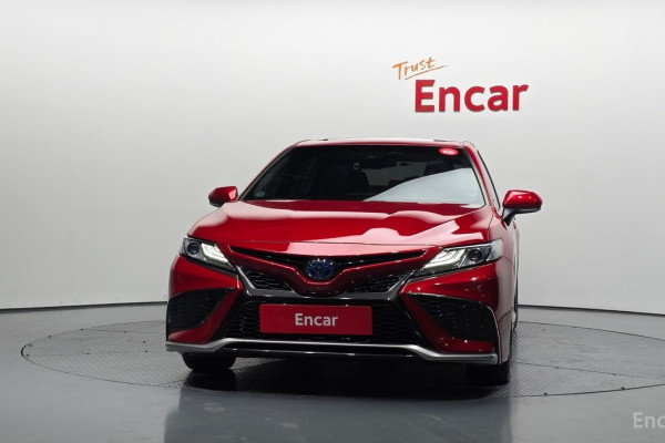 2021 Toyota Camry с пробегом 57 006 км