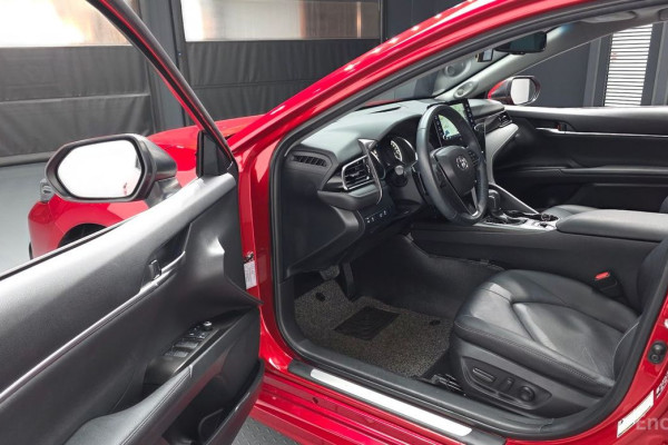 2021 Toyota Camry с пробегом 57 006 км