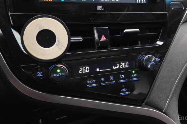 2021 Toyota Camry с пробегом 57 006 км