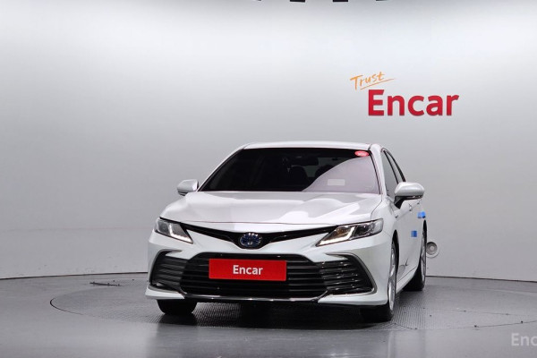 2022 Toyota Camry с пробегом 119 708 км