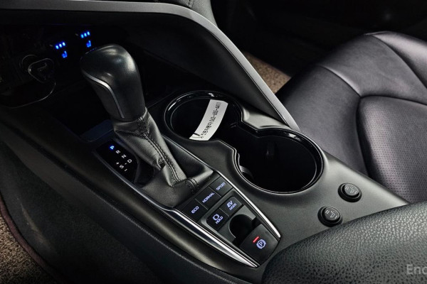 2022 Toyota Camry с пробегом 119 708 км