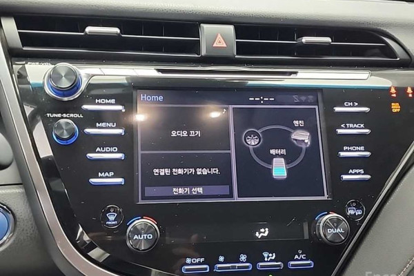 2021 Toyota Camry с пробегом 62 738 км