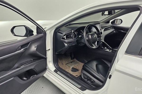 2022 Toyota Camry с пробегом 119 708 км