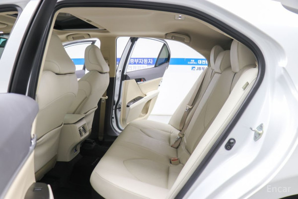 2023 Toyota Camry с пробегом 53 502 км