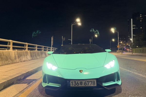 2023 Lamborghini Huracán с пробегом 9 300 км