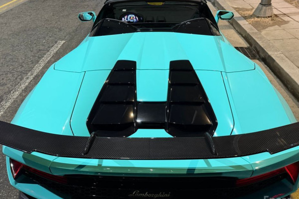 2023 Lamborghini Huracán с пробегом 9 300 км