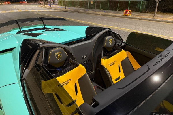 2023 Lamborghini Huracán с пробегом 9 300 км