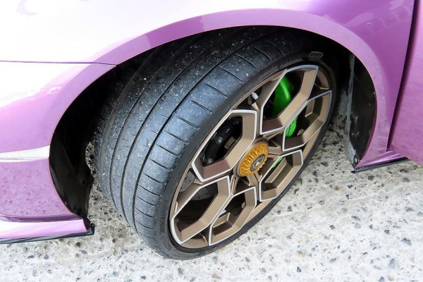 2023 Lamborghini Huracán с пробегом 8 043 км