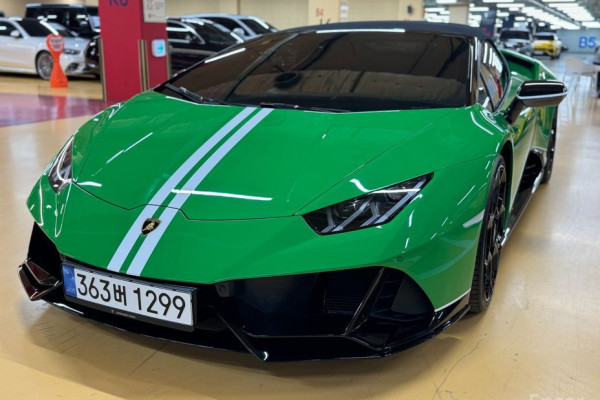 2023 Lamborghini Huracán с пробегом 60 км