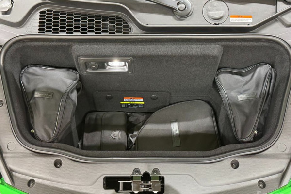 2023 Lamborghini Huracán с пробегом 60 км