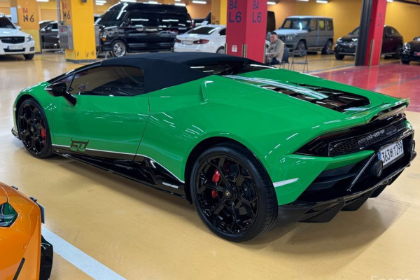 2023 Lamborghini Huracán с пробегом 60 км