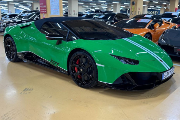 2023 Lamborghini Huracán с пробегом 60 км