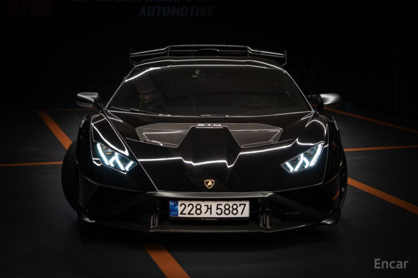 2023 Lamborghini Huracán с пробегом 9 092 км