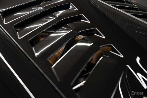 2023 Lamborghini Huracán с пробегом 9 092 км