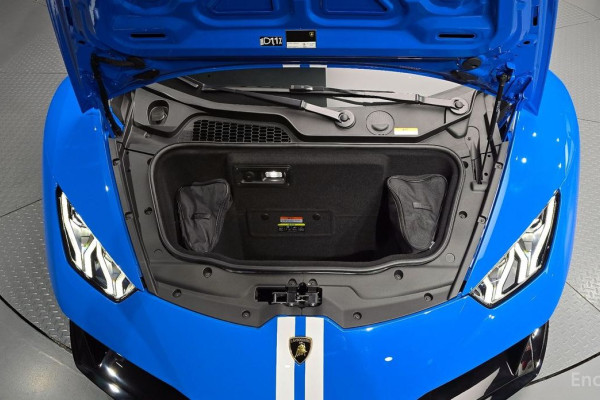 2023 Lamborghini Huracán с пробегом 562 км