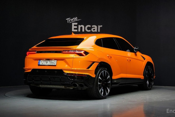 2024 Lamborghini Urus с пробегом 14 945 км