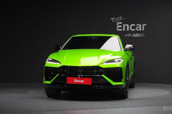 2025 Lamborghini Urus с пробегом 1 384 км