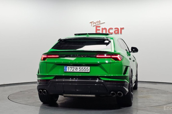 2024 Lamborghini Urus с пробегом 10 562 км