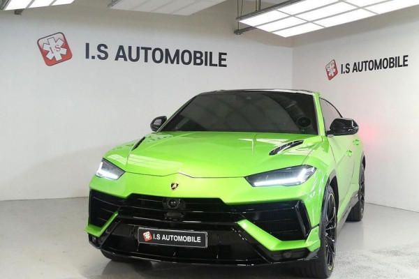 2024 Lamborghini Urus с пробегом 9 000 км
