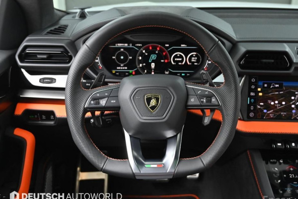 2025 Lamborghini Urus с пробегом 3 000 км