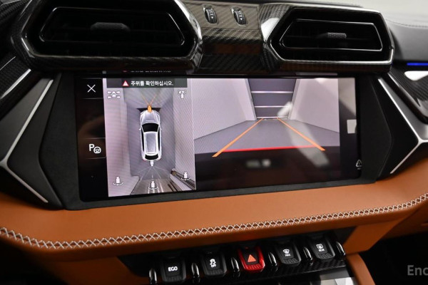 2025 Lamborghini Urus с пробегом 49 км