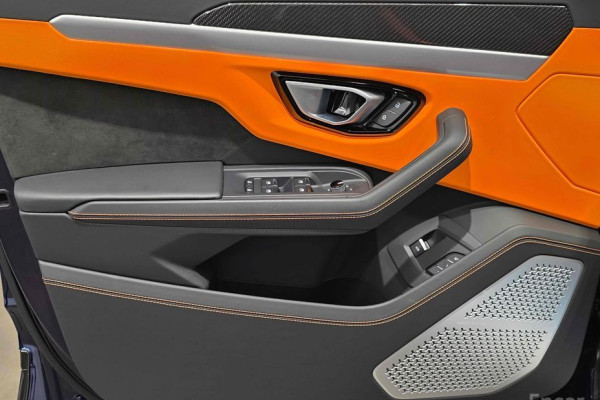 2024 Lamborghini Urus с пробегом 11 980 км