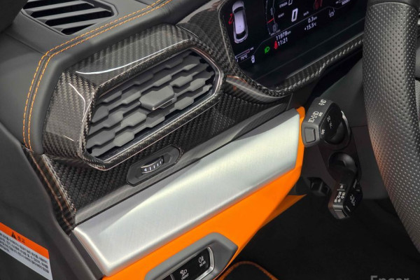 2024 Lamborghini Urus с пробегом 11 980 км