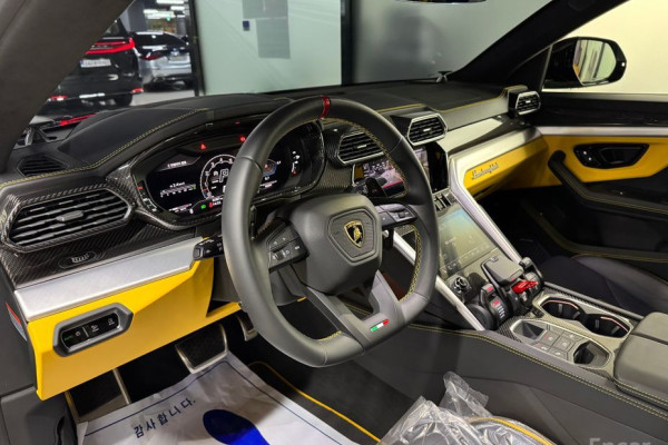 2024 Lamborghini Urus с пробегом 6 500 км