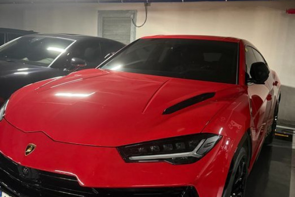 2023 Lamborghini Urus с пробегом 8 977 км
