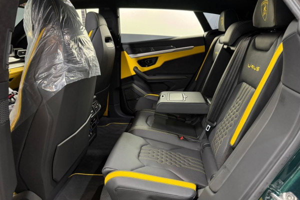 2024 Lamborghini Urus с пробегом 6 500 км