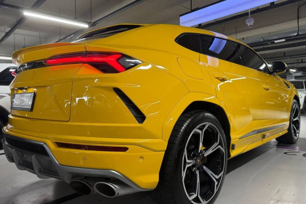 2022 Lamborghini Urus с пробегом 35 882 км