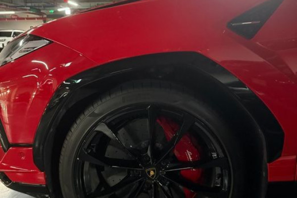 2023 Lamborghini Urus с пробегом 8 977 км
