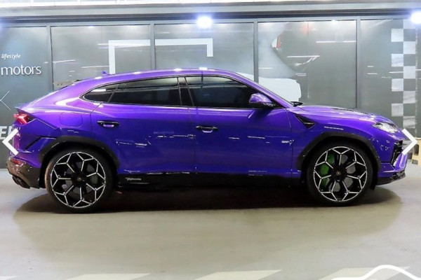 2024 Lamborghini Urus с пробегом 5 538 км