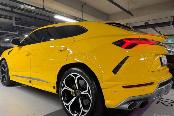 2022 Lamborghini Urus с пробегом 35 882 км