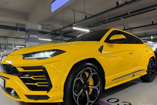 2022 Lamborghini Urus с пробегом 35 882 км