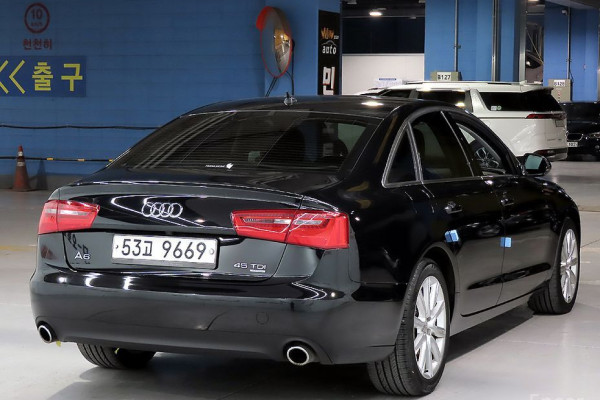 2015 Audi A6 с пробегом 148 490 км