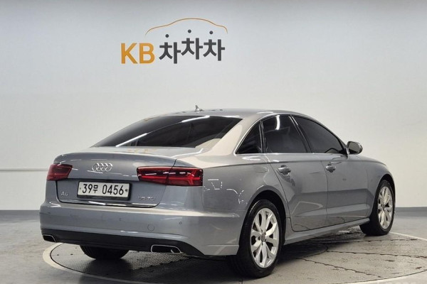 2015 Audi A6 с пробегом 87 754 км