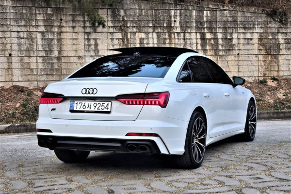 2022 Audi A6 с пробегом 44 950 км