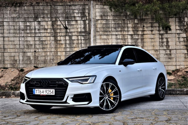 2022 Audi A6 с пробегом 44 950 км