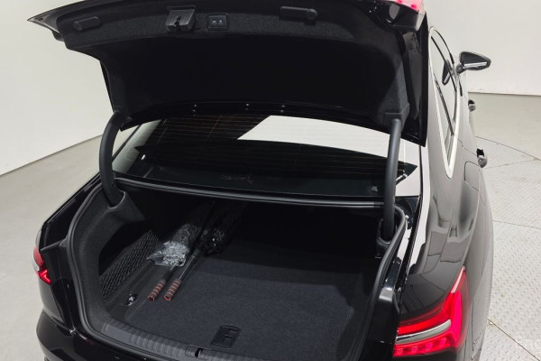 2023 Audi A6 с пробегом 14 702 км