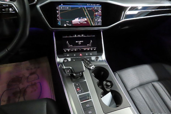 2021 Audi A6 с пробегом 25 024 км