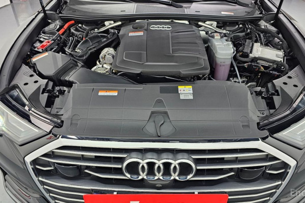 2023 Audi A6 с пробегом 38 363 км